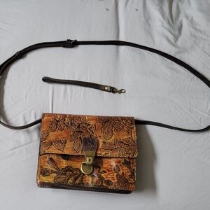 Patricia Nash crossbody bag
